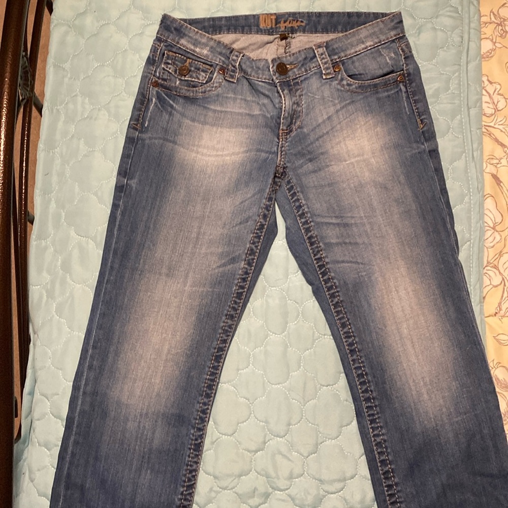 KUT from the Kloth capri denims
